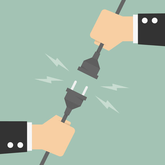 Ladevorgang Batterie und Ladegeräte